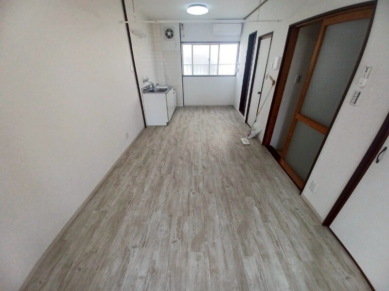 鈴与ウェストの物件内観写真