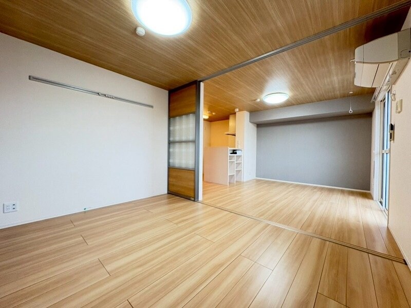 コンフィアンスの物件内観写真