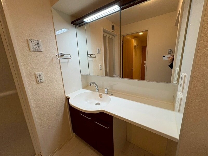 コンフィアンスの物件内観写真