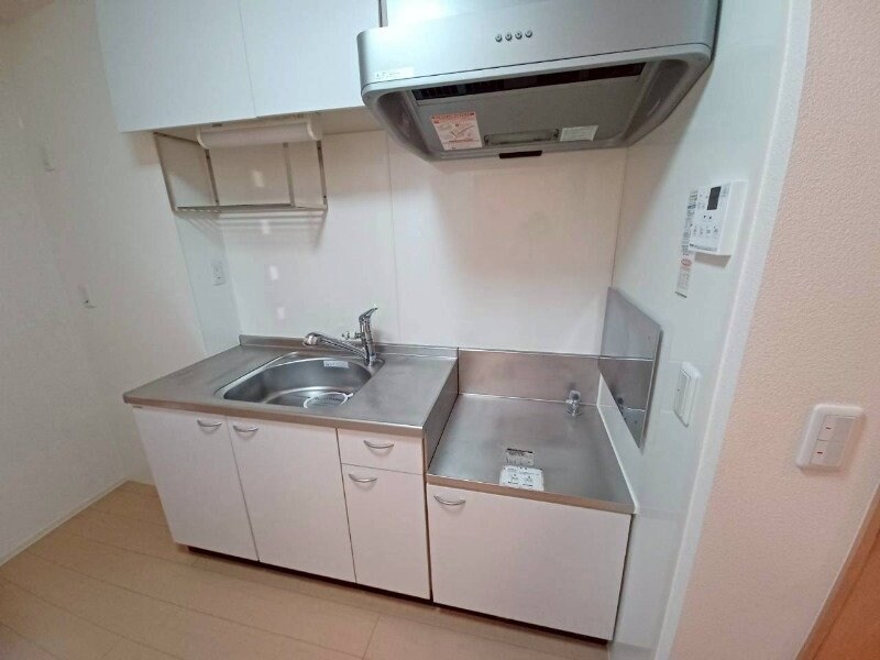 ナイスフィールドの物件内観写真