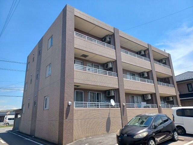 トレンティーノの物件外観写真