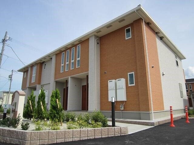 アスリート　Ａの物件外観写真