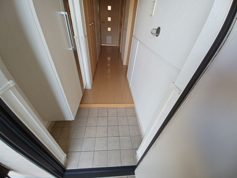 スカイブルーの物件内観写真