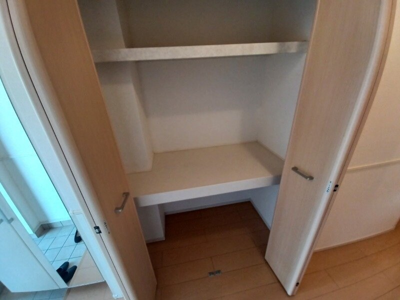 スカイブルーの物件内観写真