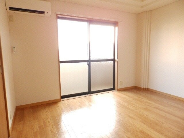 カンタベリーの物件内観写真