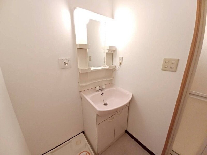 シャルマン・ドミールBの物件内観写真