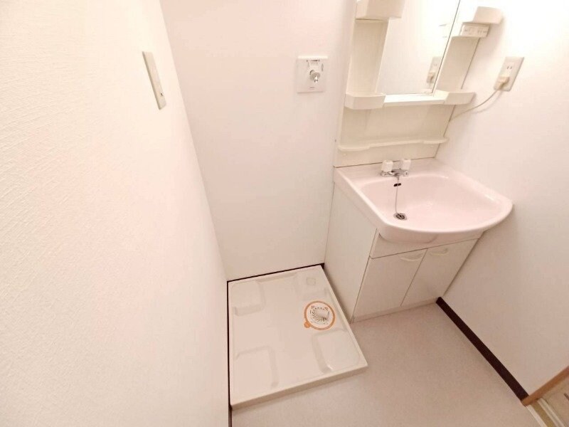 シャルマン・ドミールBの物件内観写真