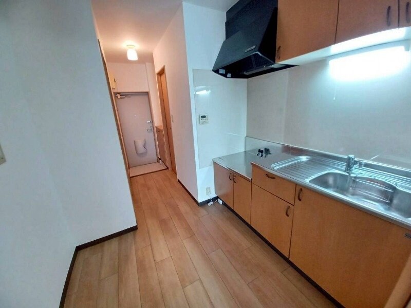 シャルマン・ドミールBの物件内観写真