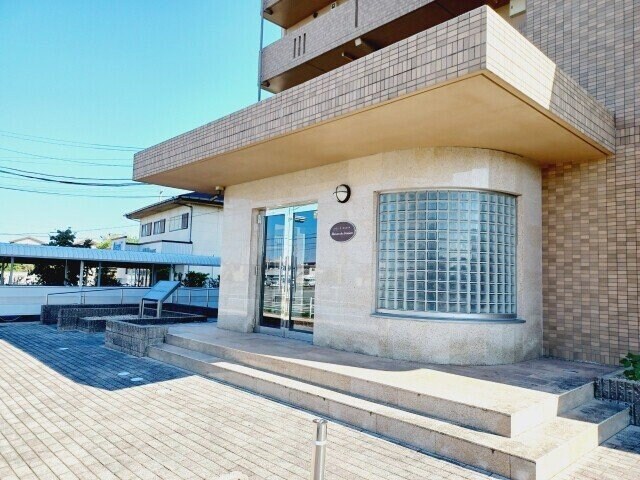 メゾン・ド・ルミエールの物件外観写真