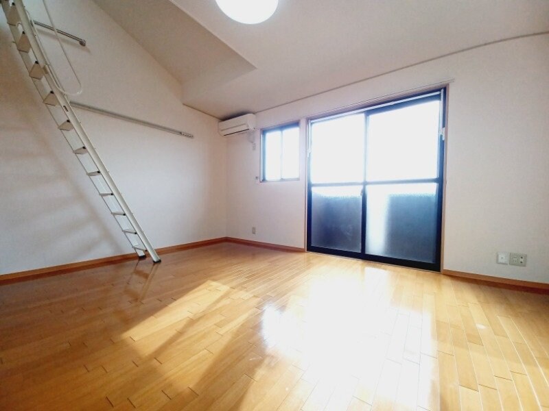 サンテラス雲雀ヶ丘の物件内観写真