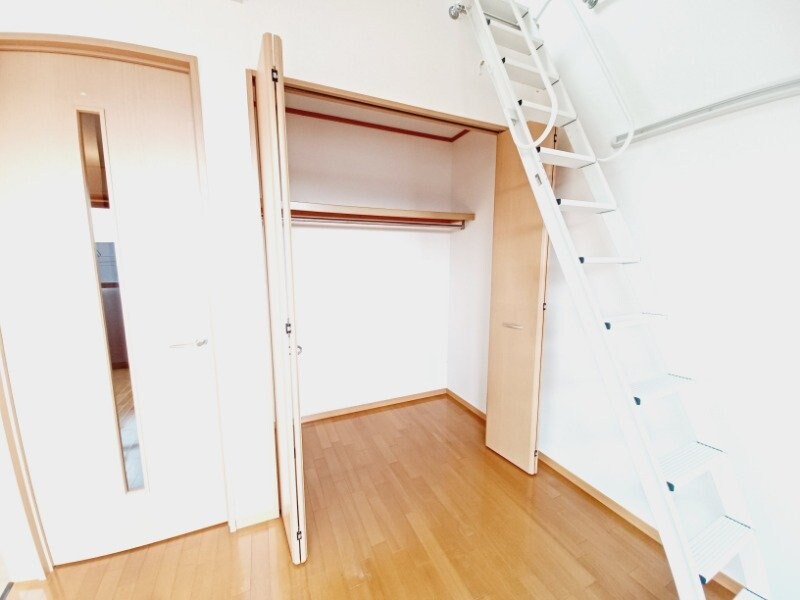 サンテラス雲雀ヶ丘の物件内観写真