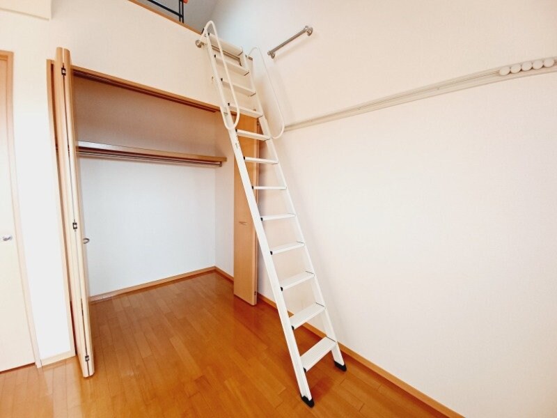 サンテラス雲雀ヶ丘の物件内観写真