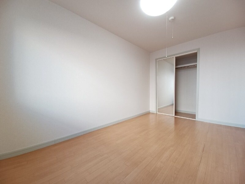 エルシャトーⅢの物件内観写真