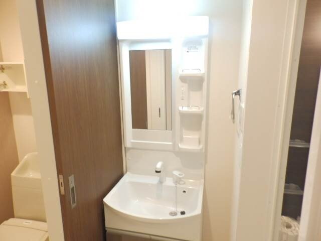 ユニヴァリィＦの物件内観写真