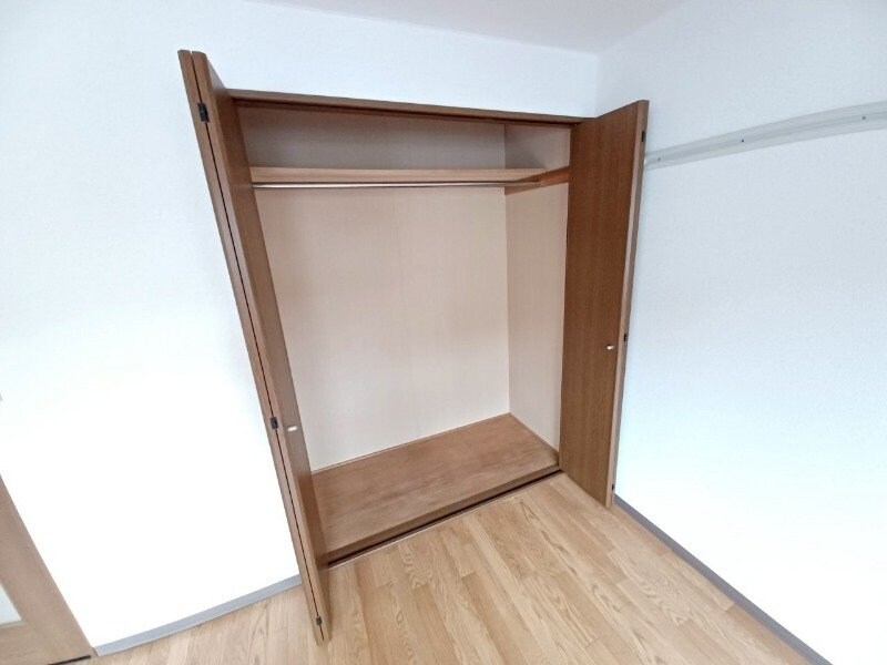 カンタベリーⅡの物件内観写真