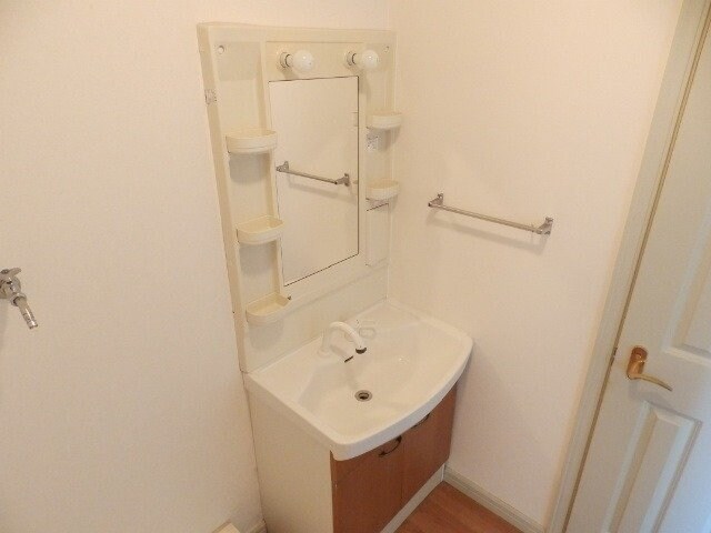 エルシャトーⅡ　C棟の物件内観写真