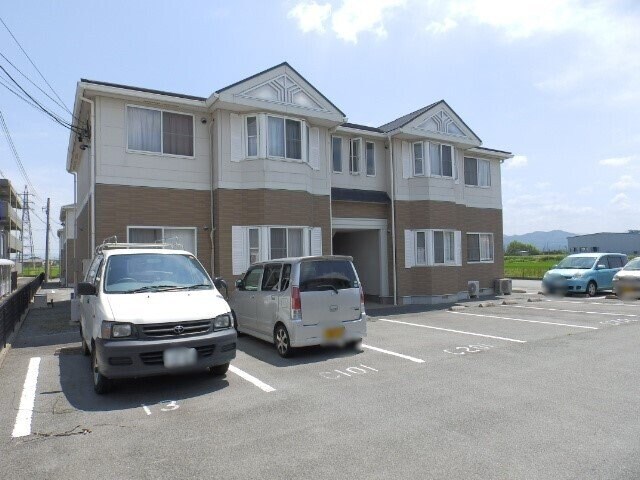 エルシャトーⅡ　C棟の物件外観写真