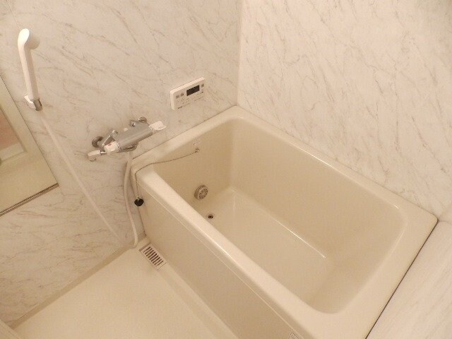 エルシャトーⅡ　C棟の物件内観写真