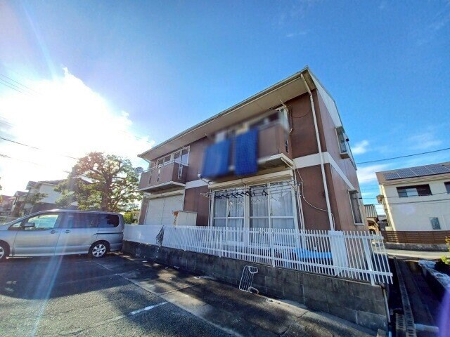 コーポエガルティの物件外観写真