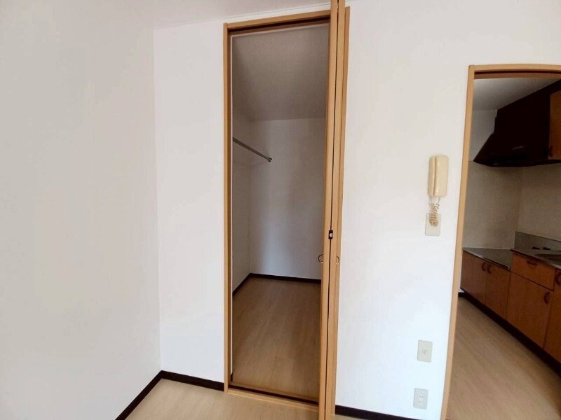 シャルマン・ドミールBの物件内観写真