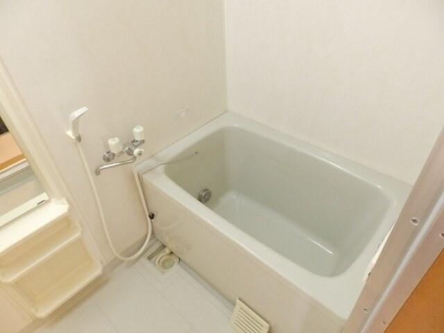 ルミエール三雲の物件内観写真