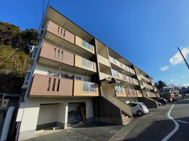 ウエストリバーマンションの物件外観写真