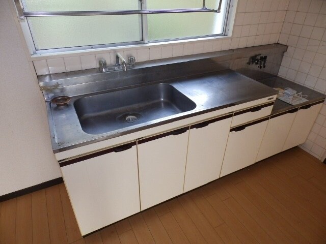 ウエストリバーマンションの物件内観写真