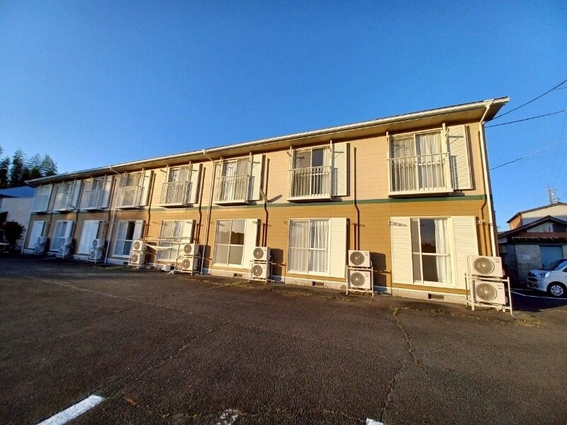 フォレスタ伊勢の物件外観写真