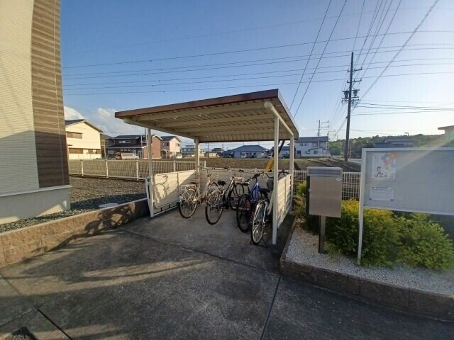 ヴィラーレの物件外観写真