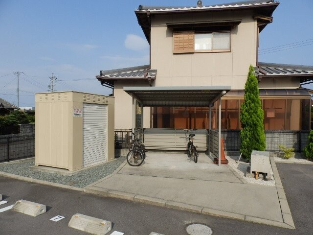 レガンス・サカの物件外観写真