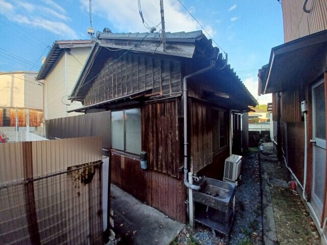 辻久留AH貸家の物件外観写真