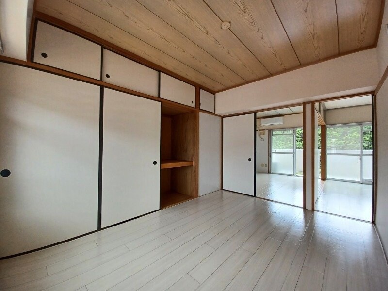 ビレッジハウス磯部１号棟の物件内観写真