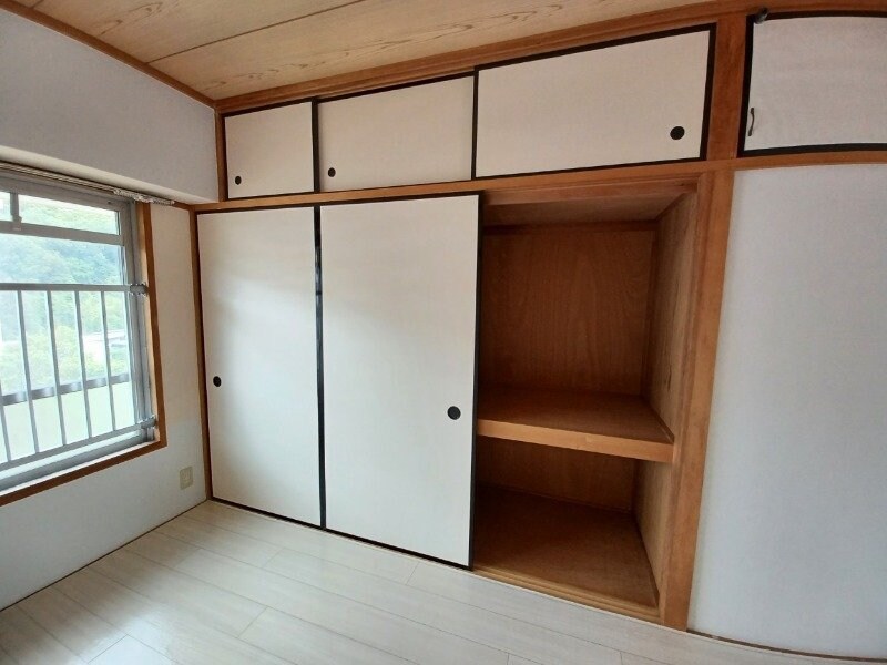 ビレッジハウス磯部１号棟の物件内観写真