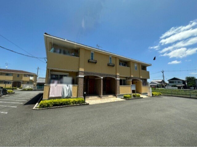 ル・サンティエＡの物件外観写真