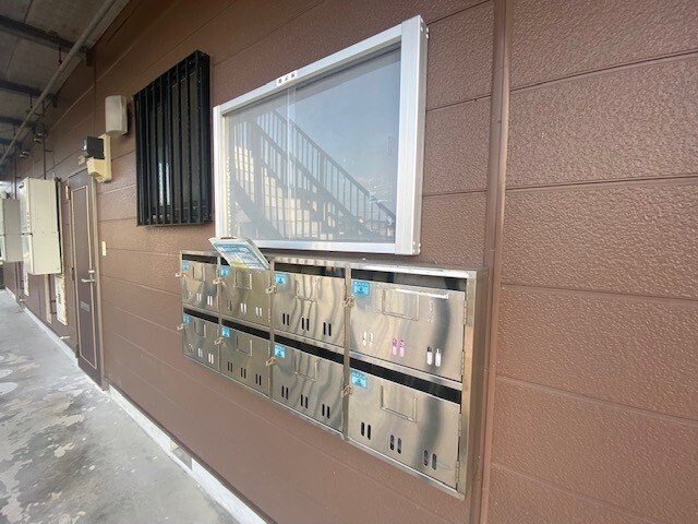 メゾン二見A棟の物件外観写真