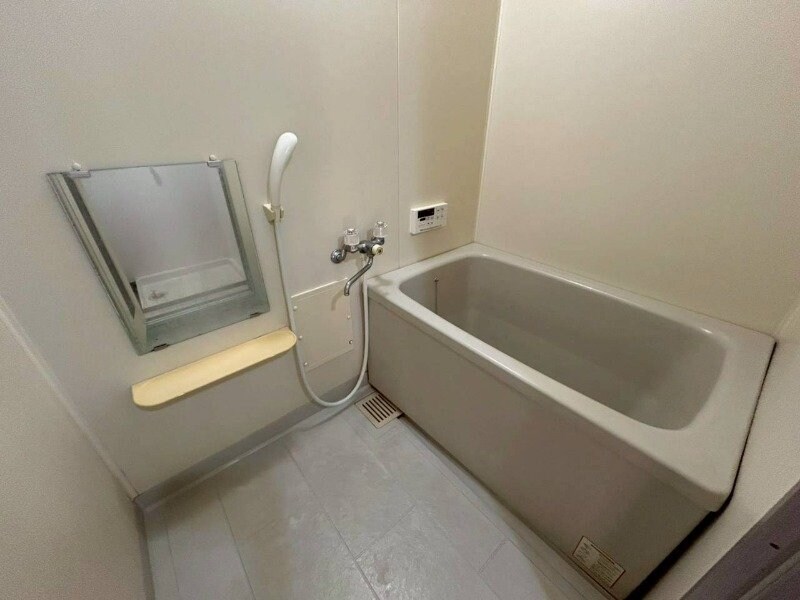 メゾン二見A棟の物件内観写真