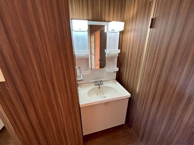 メゾン二見A棟の物件内観写真