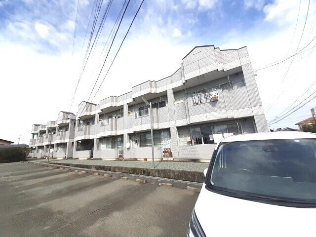 クィーンパレスＡ棟の物件外観写真