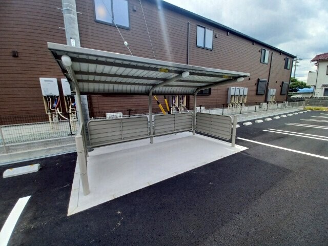 カーサ・アティラン　Ｂの物件外観写真