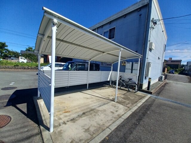 ウィンフィールドＡ棟の物件外観写真