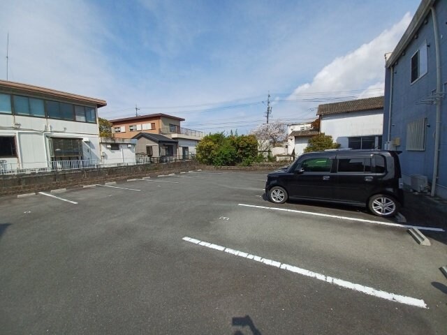 ウィンフィールドＡ棟の物件外観写真