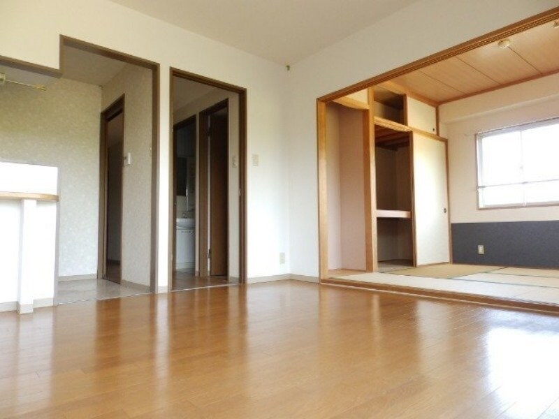 ＧａｒｄｅｎＭａｎｓｉｏｎひまわり館の物件内観写真