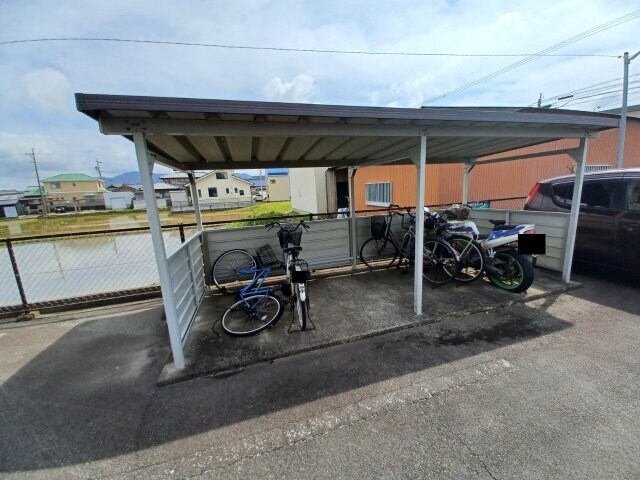 ルクプルカワイの物件外観写真