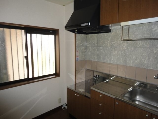 コンフォールハイランドⅠの物件内観写真