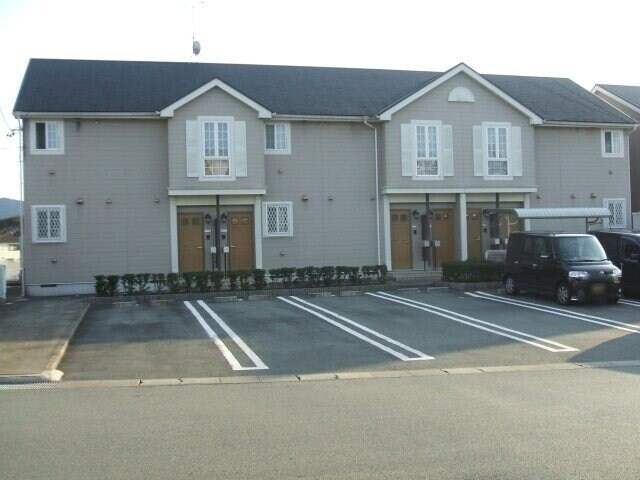 スター・ゲート・ヒルズの物件外観写真