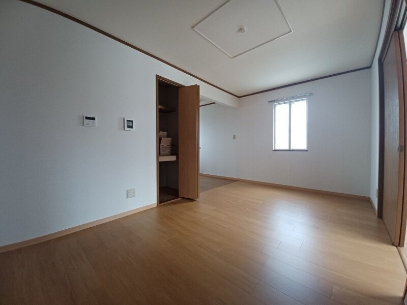 スター・ゲート・ヒルズの物件内観写真