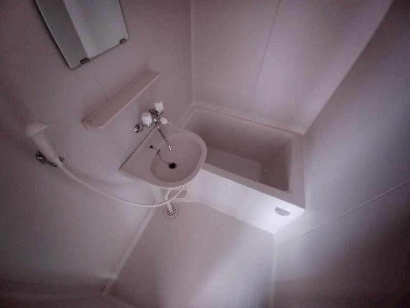 フローラルコーポの物件内観写真