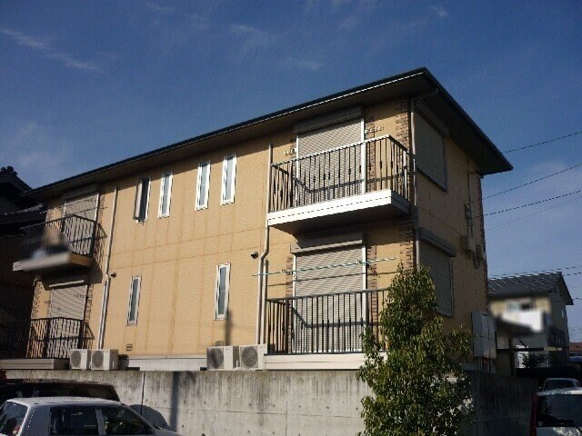 アクシス尾平の物件外観写真