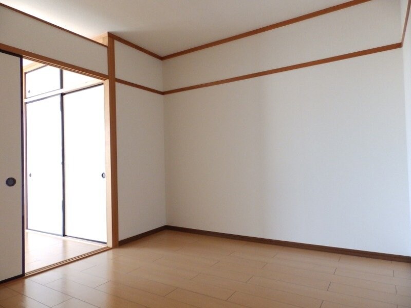 シティハイツ日野陵の物件内観写真