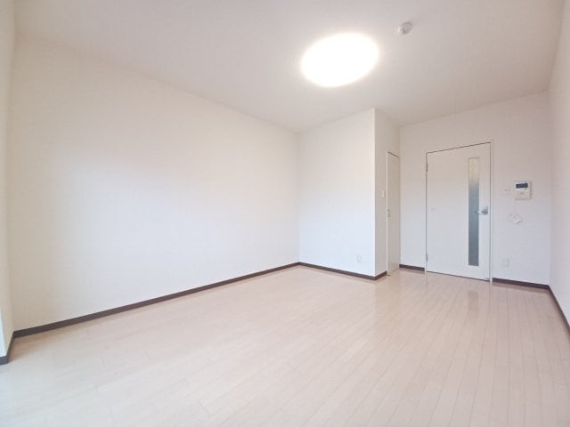 Ｓ－ＦＯＲＴ四日市西新地の物件内観写真